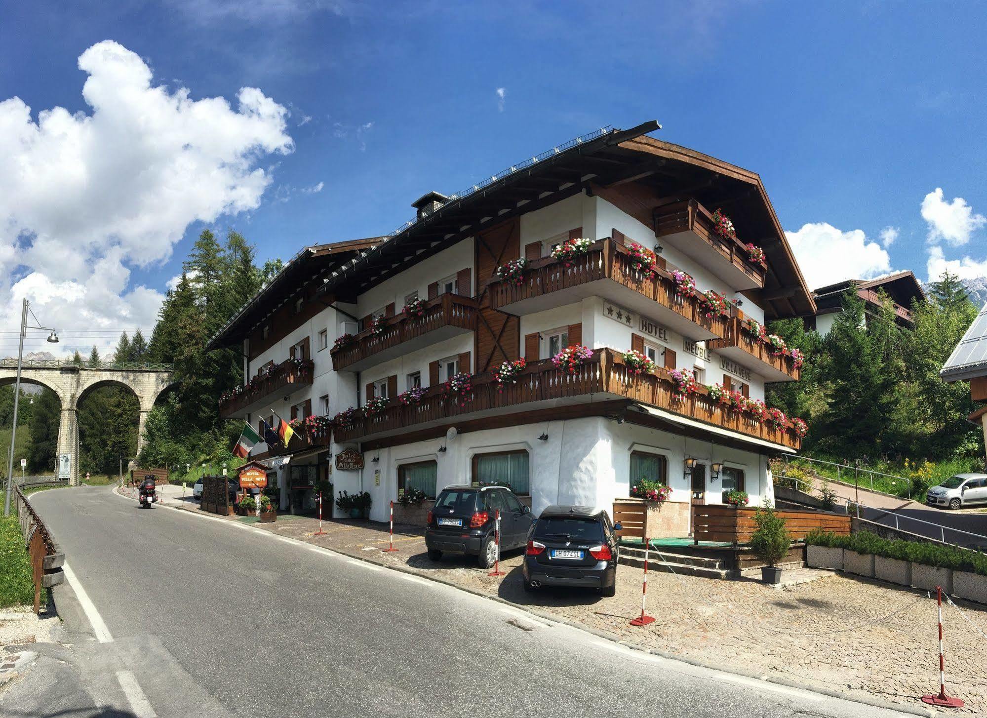 Meuble Villa Neve Cortina dʼAmpezzo Exterior foto